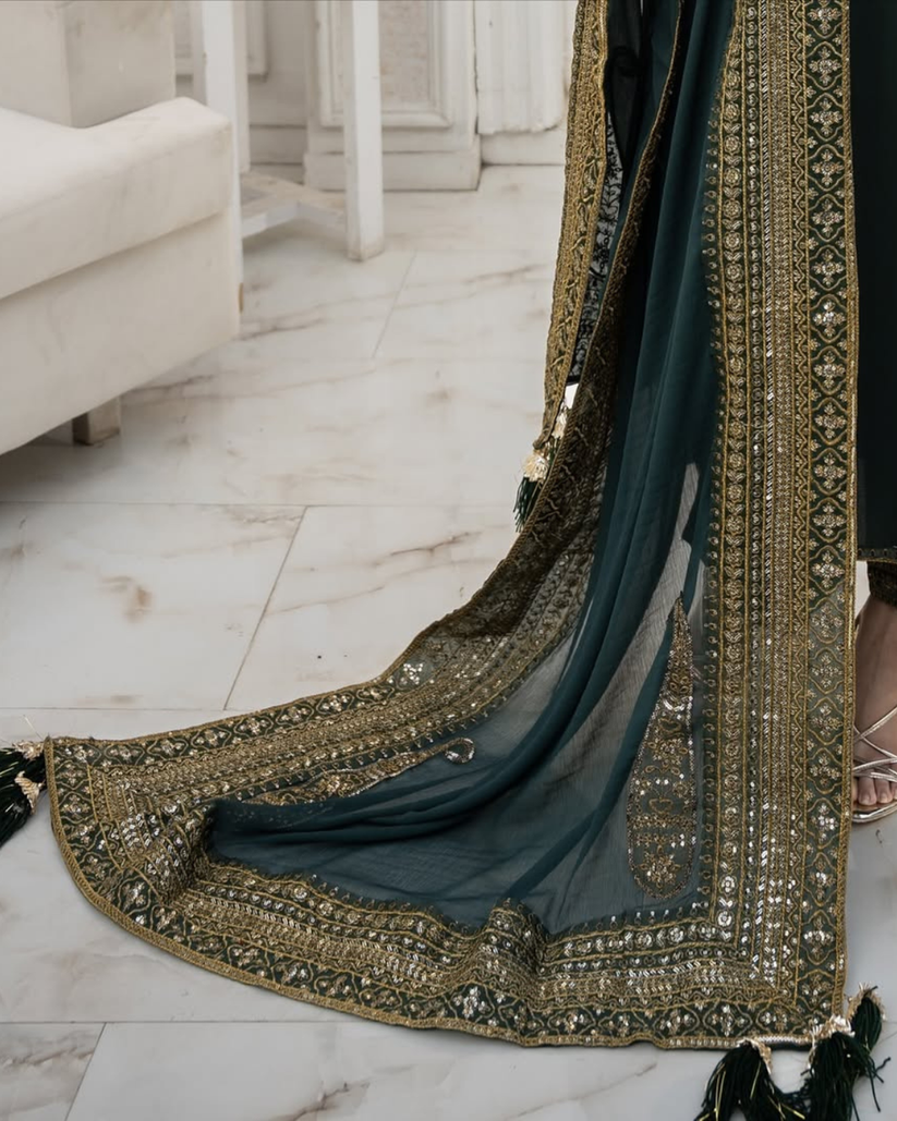 ROYAL CHARM EMB 3PC SUIT AJS-001004