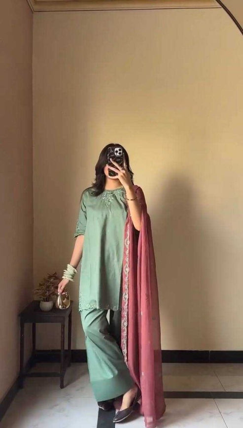 Dhanak-3PC Embroidered Shirt with Chiffon Embroidered Dupatta-3452