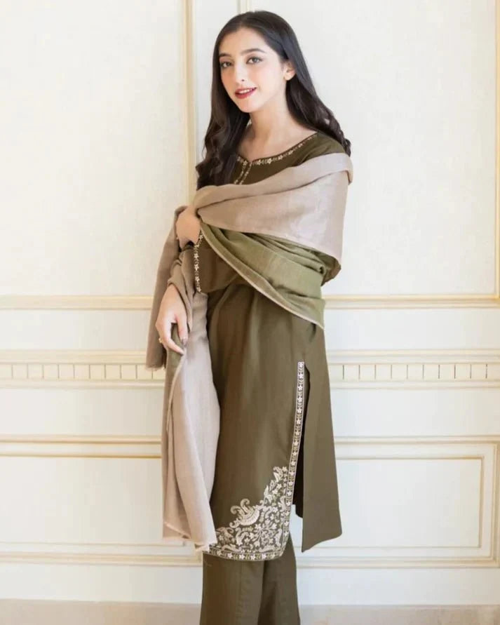 Lawn 3PC Embroidered with Swiss Lawn Shawl-1043